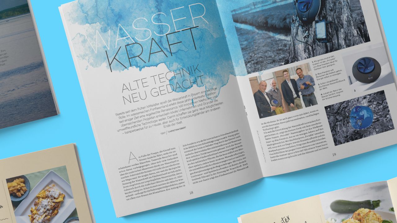 Geöffnete Doppelseite des SeeMagazins, die Artikel zum Thema "Wasserkraft" mit dazu passenden Fotos zeigt. Geöffnete Doppelseite des SeeMagazins, die Artikel zum Thema "Wasserkraft" mit dazu passenden Fotos zeigt.